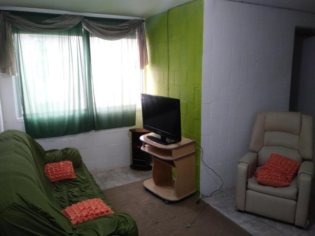 Ap Mobiliado Em Excelente Localizacao! Apartment Пелотас Екстериор снимка